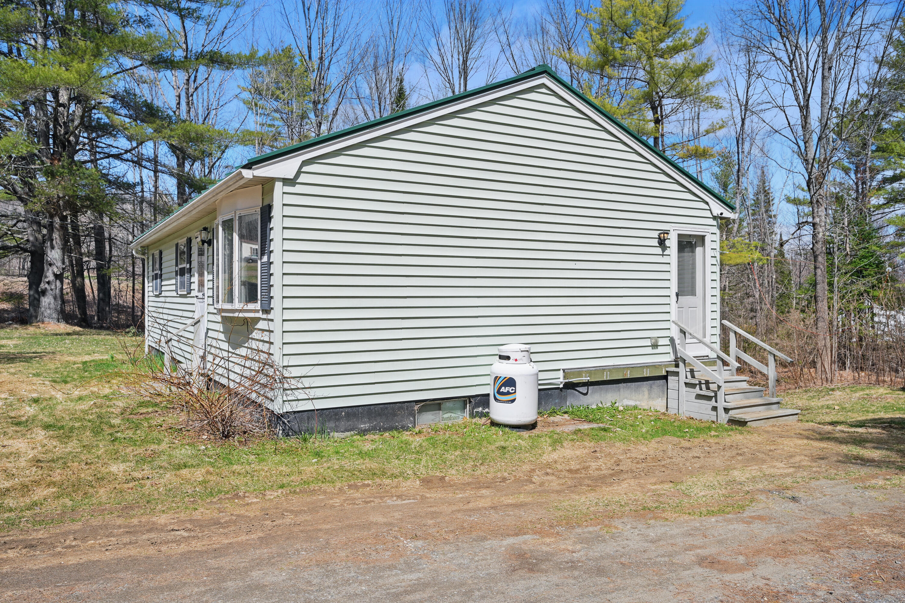 608 Norridgewock Road Fairfield, ME 04937 - Photo 12 of 31 109917gr-113
