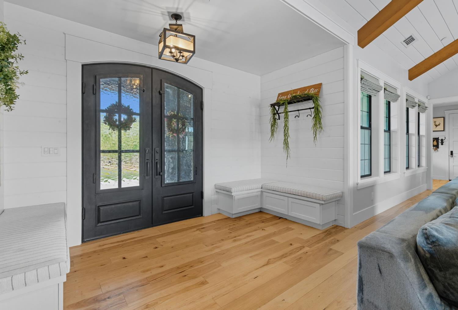 5601 Garst Road Modesto, CA 95357 - Photo 6 of 54 a bedroom with a bed and a window