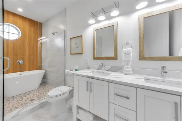 $4,200,000 | 518 Spring Avenue, Anna Maria, FL 34216