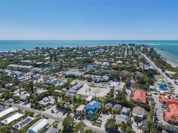 $4,200,000 | 518 Spring Avenue, Anna Maria, FL 34216