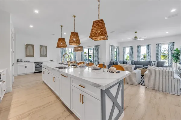 $4,200,000 | 518 Spring Avenue, Anna Maria, FL 34216