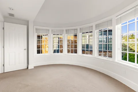 $1,525,000 | 23 Mead Street, New Canaan, CT 06840