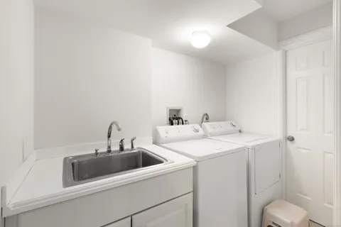 $1,525,000 | 23 Mead Street, New Canaan, CT 06840