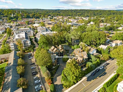 $1,525,000 | 23 Mead Street, New Canaan, CT 06840