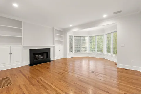 $1,525,000 | 23 Mead Street, New Canaan, CT 06840