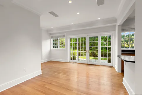 $1,525,000 | 23 Mead Street, New Canaan, CT 06840