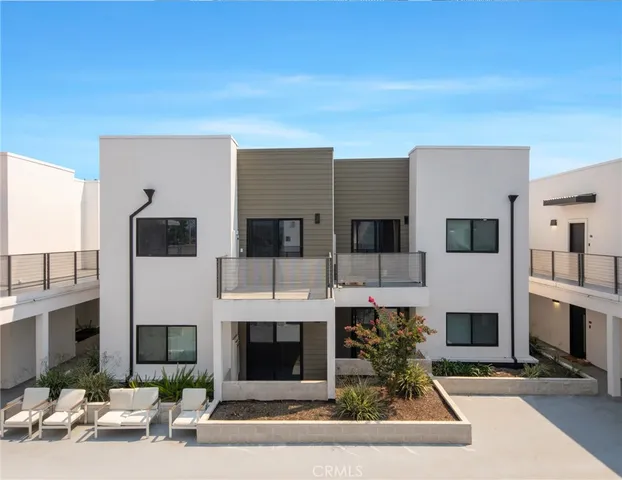 $13,000,000 | 1300 West Mission Boulevard, Pomona, CA 91766