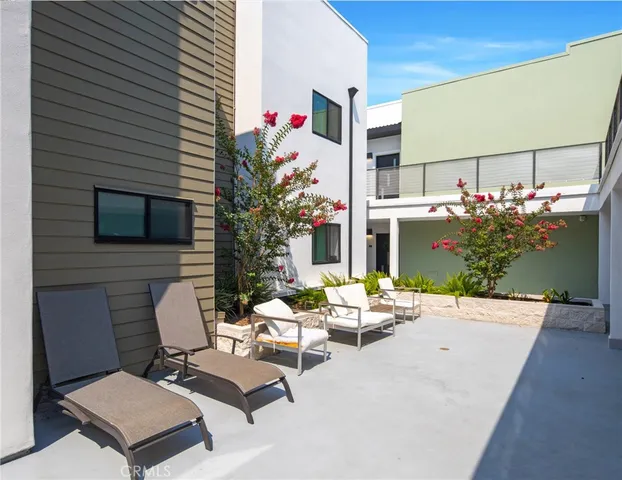 $13,000,000 | 1300 West Mission Boulevard, Pomona, CA 91766