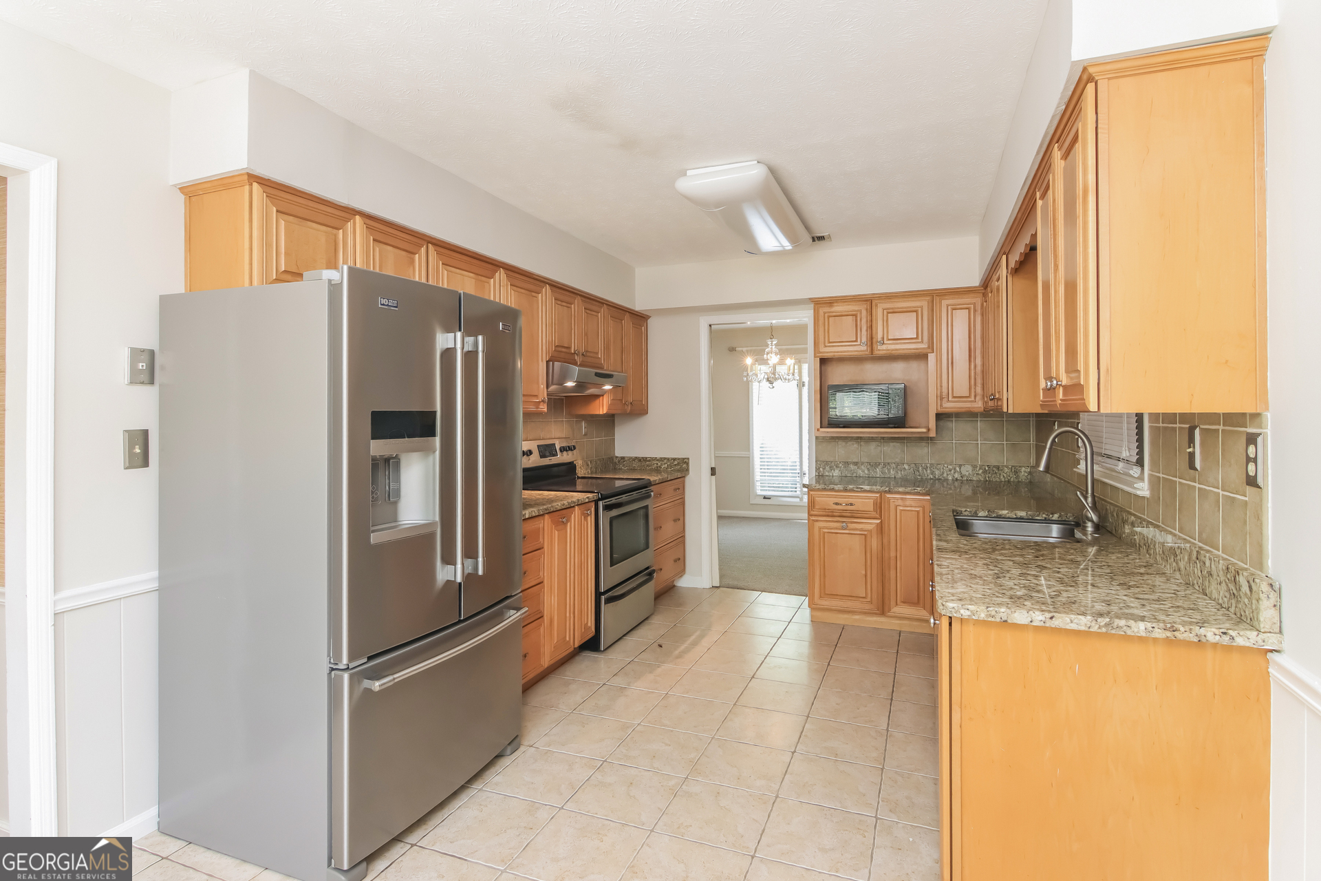 4303 Castlewood Parkway Columbus, GA 31907 - Photo 2 of 19