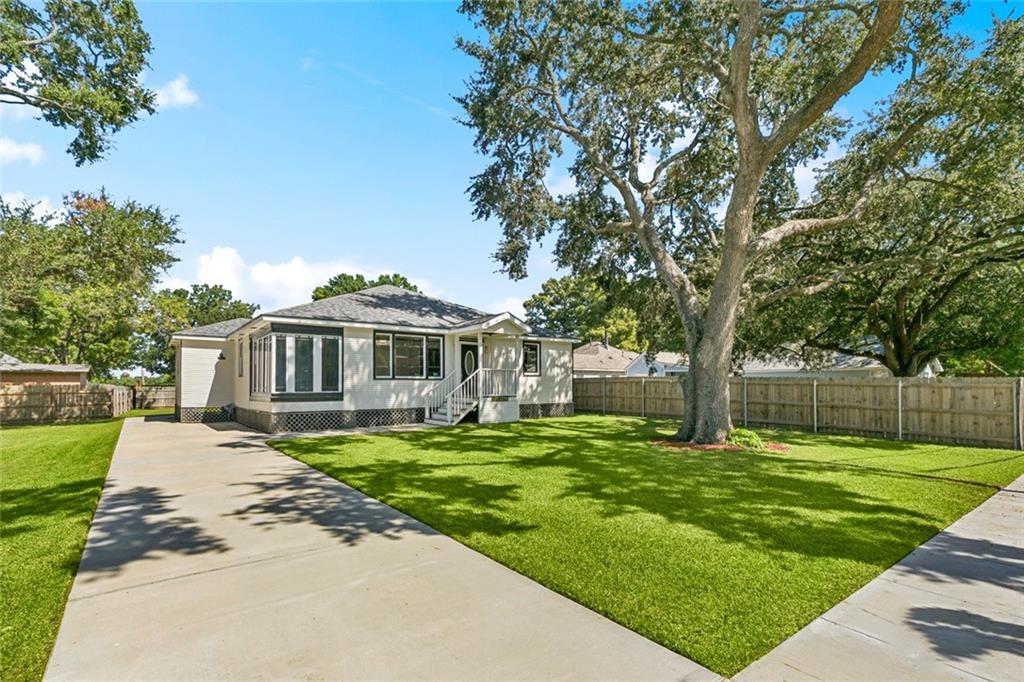 1916 12th Street Kenner, LA 70062 - Photo 2 of 15