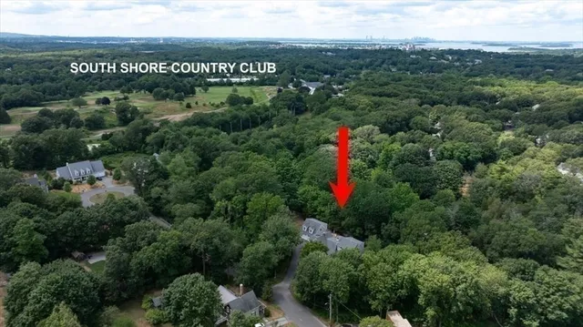 a view of a sign that is in front of a building