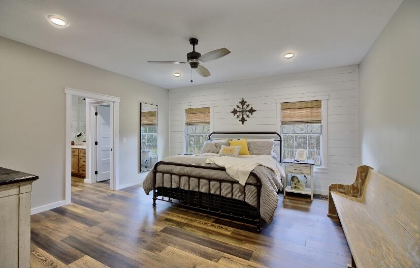 157 Fairview Road Tellico Plains, TN 37385 - Photo 19 of 35 Master bedroom