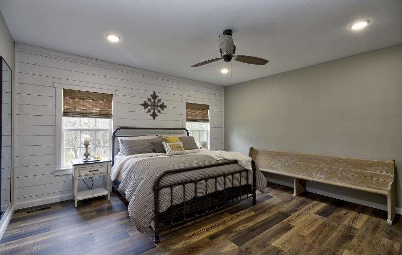 157 Fairview Road Tellico Plains, TN 37385 - Photo 20 of 35 Master Bedroom