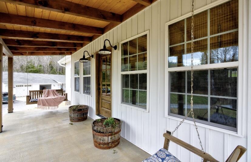 157 Fairview Road Tellico Plains, TN 37385 - Photo 6 of 35 Front Deck