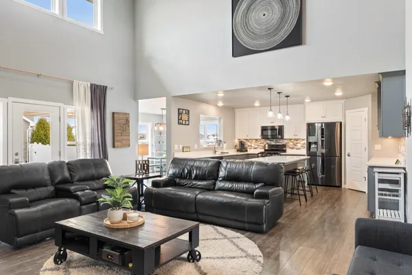 $849,900 | 2153 Potter Drive, De Pere, WI 54115