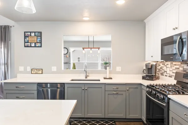 $849,900 | 2153 Potter Drive, De Pere, WI 54115