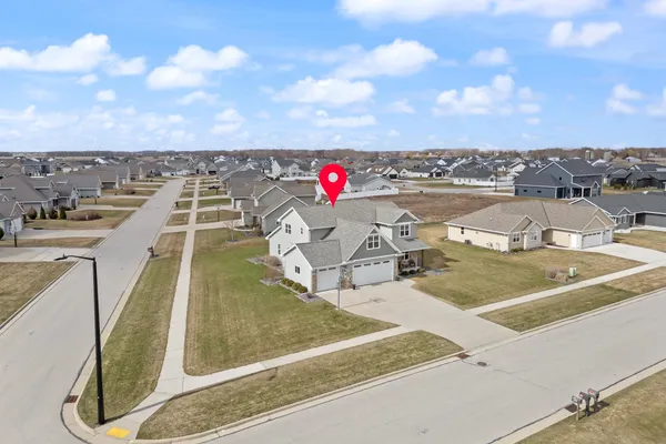 $849,900 | 2153 Potter Drive, De Pere, WI 54115