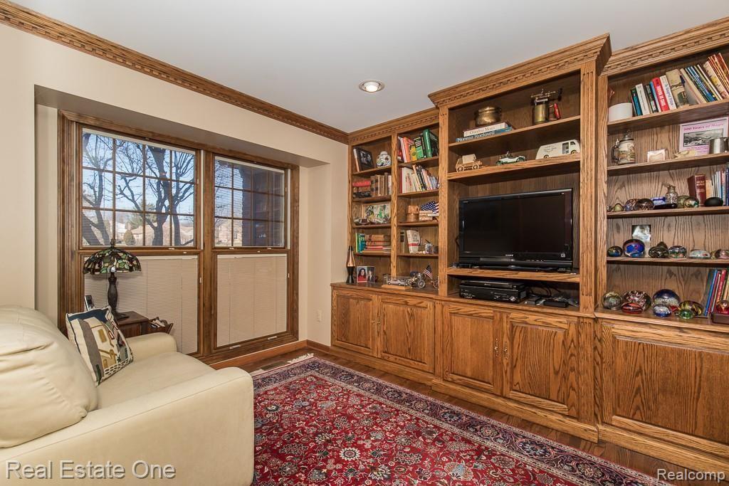 2601 Winter Park Road Rochester Hills, MI 48309 - Photo 9 of 48
