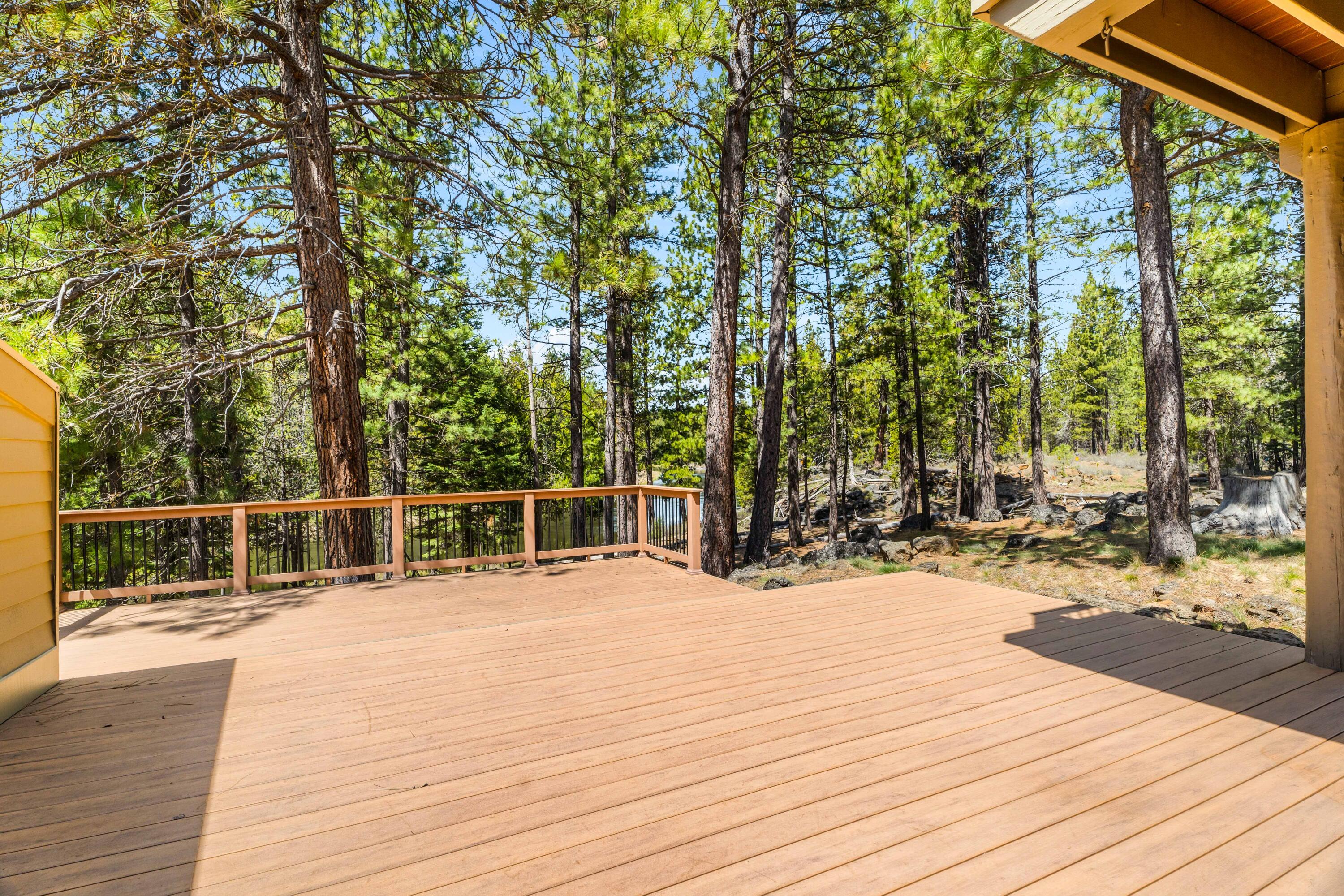 17678 Bittern Lane, Unit 5 Sunriver, OR 97707 - Photo 9 of 41 Back Deck