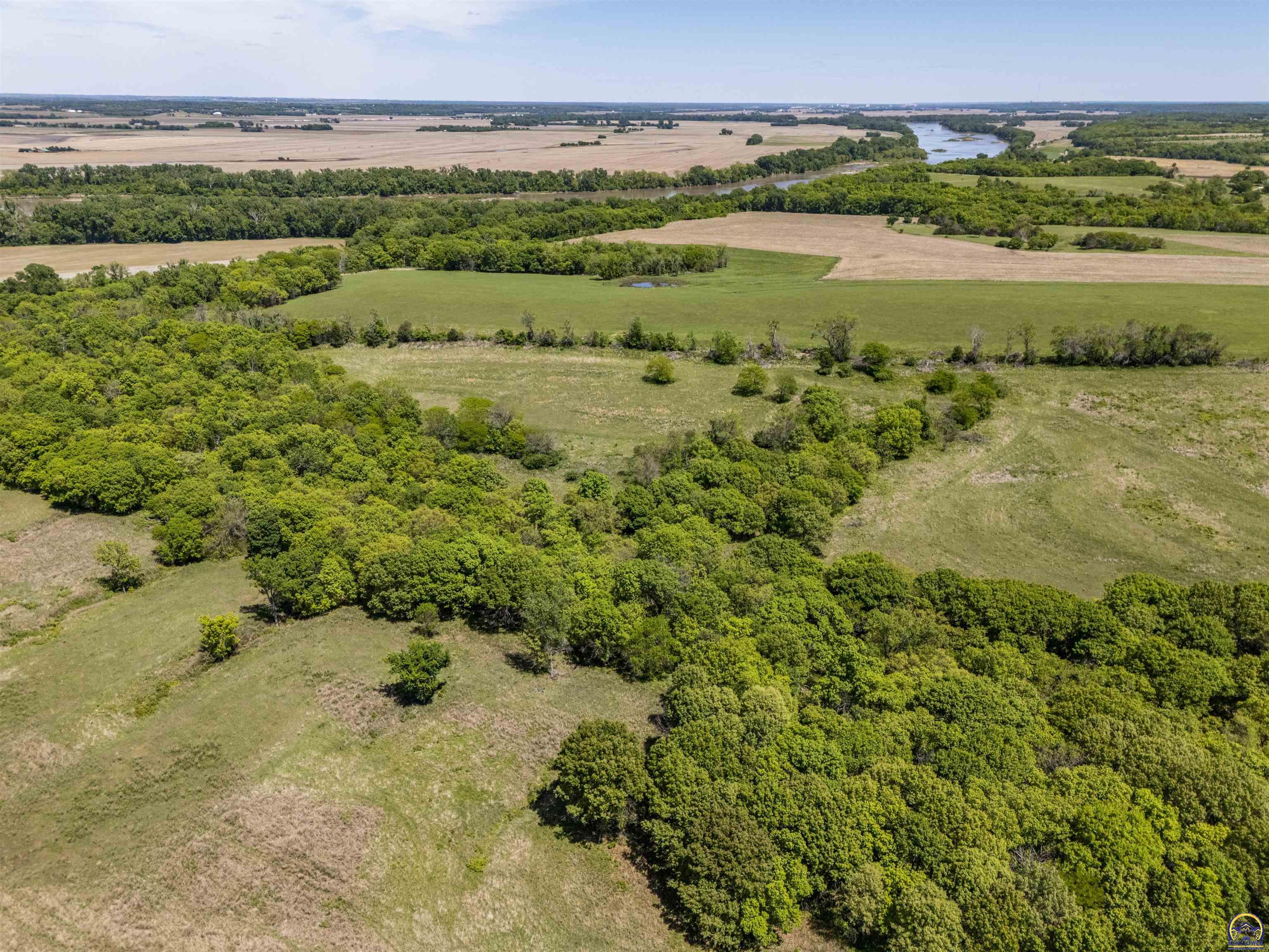 2026 Northwest Douglas Road Topeka, KS 66615 - Photo 66 of 94