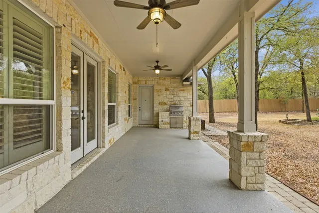 $718,000 | 129 Valley View Drive, Bastrop, TX 78602