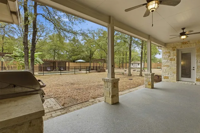 $718,000 | 129 Valley View Drive, Bastrop, TX 78602