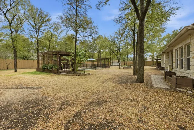$718,000 | 129 Valley View Drive, Bastrop, TX 78602
