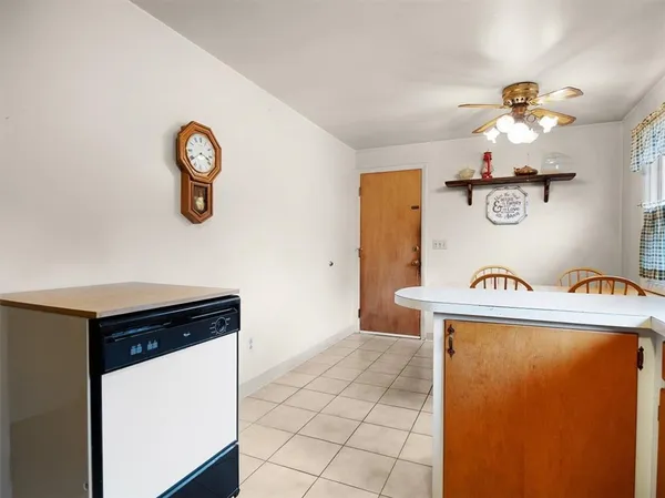 $179,900 | 210 Westmar Drive, Gates, NY 14624