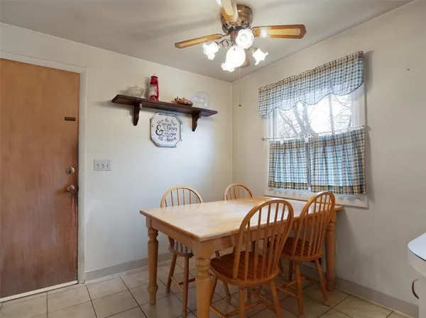 $179,900 | 210 Westmar Drive, Gates, NY 14624