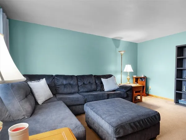 $179,900 | 210 Westmar Drive, Gates, NY 14624