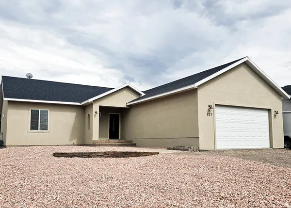 $399,000 | 827 South 300 East, Monroe, UT 84754