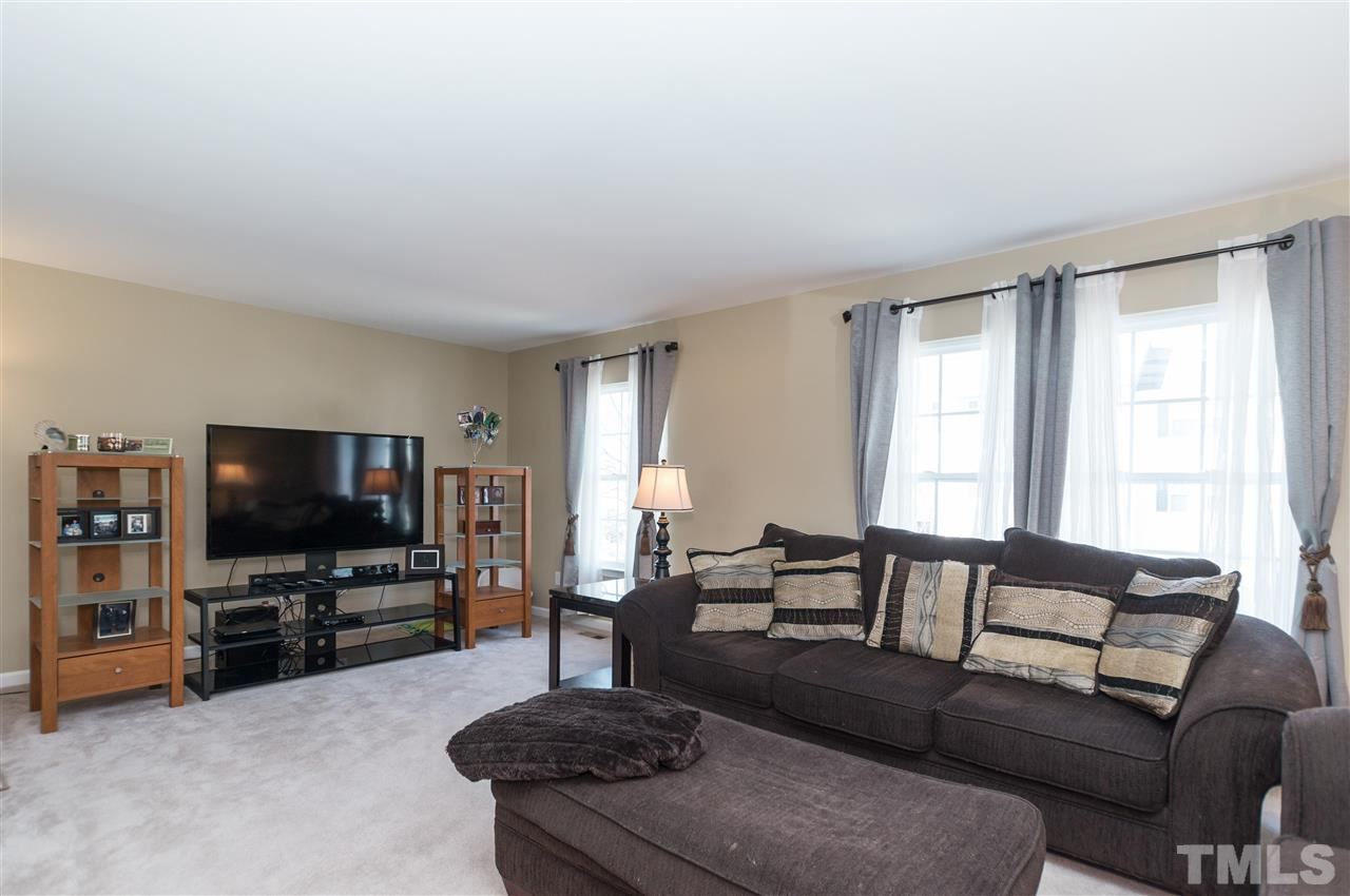 8722 Winding River Way Raleigh, NC 27616 - Photo 3 of 17 Gallery Image 3