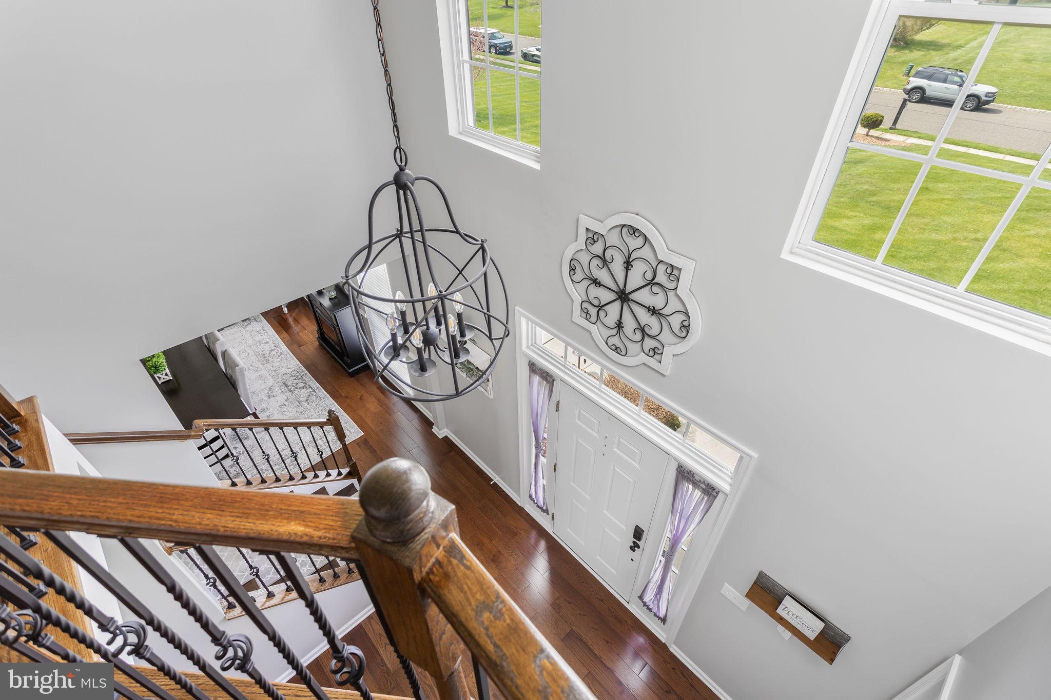 11 Nicholas Court Cream Ridge, NJ 08514 - Photo 13 of 67 Inviting entryway with elegant charm.