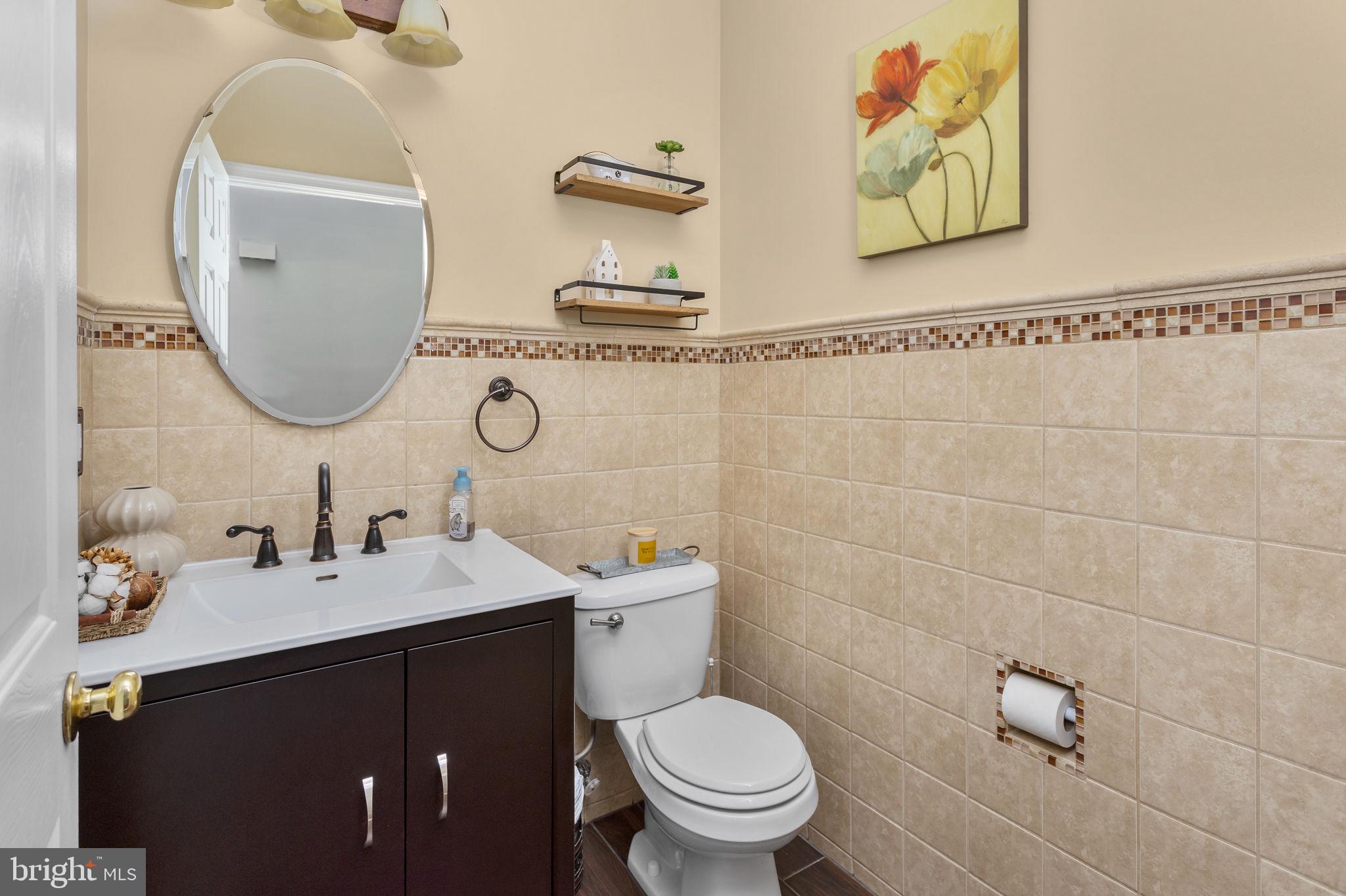 11 Nicholas Court Cream Ridge, NJ 08514 - Photo 28 of 67 Charming bathroom with elegant accents.