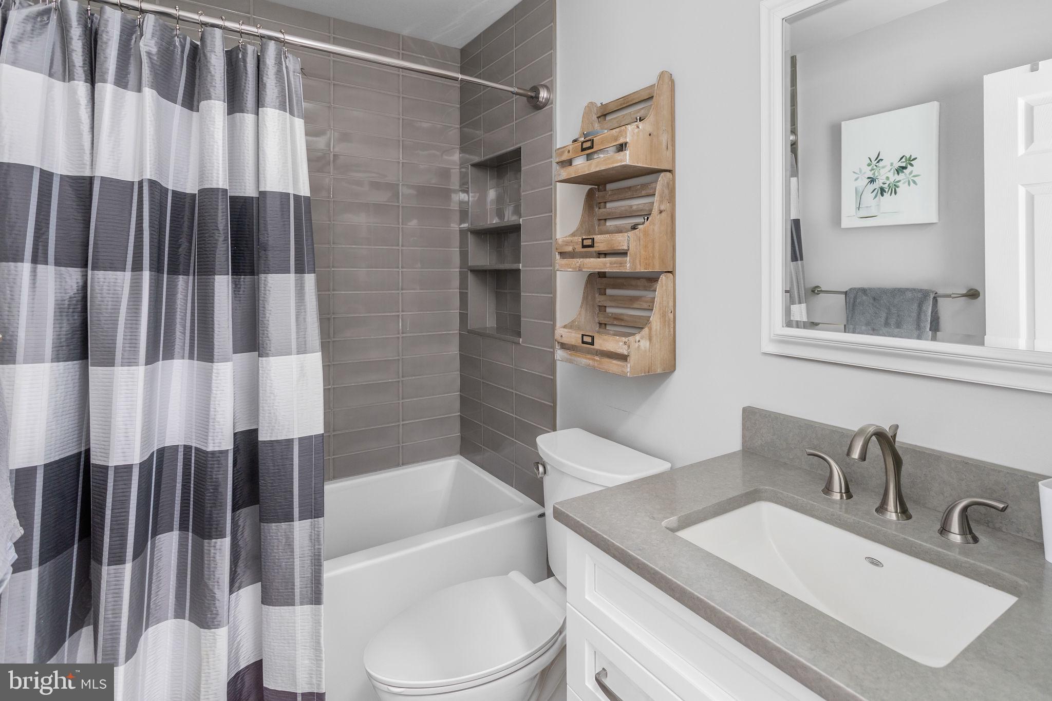 11 Nicholas Court Cream Ridge, NJ 08514 - Photo 40 of 67 Modern bathroom with stylish accents.