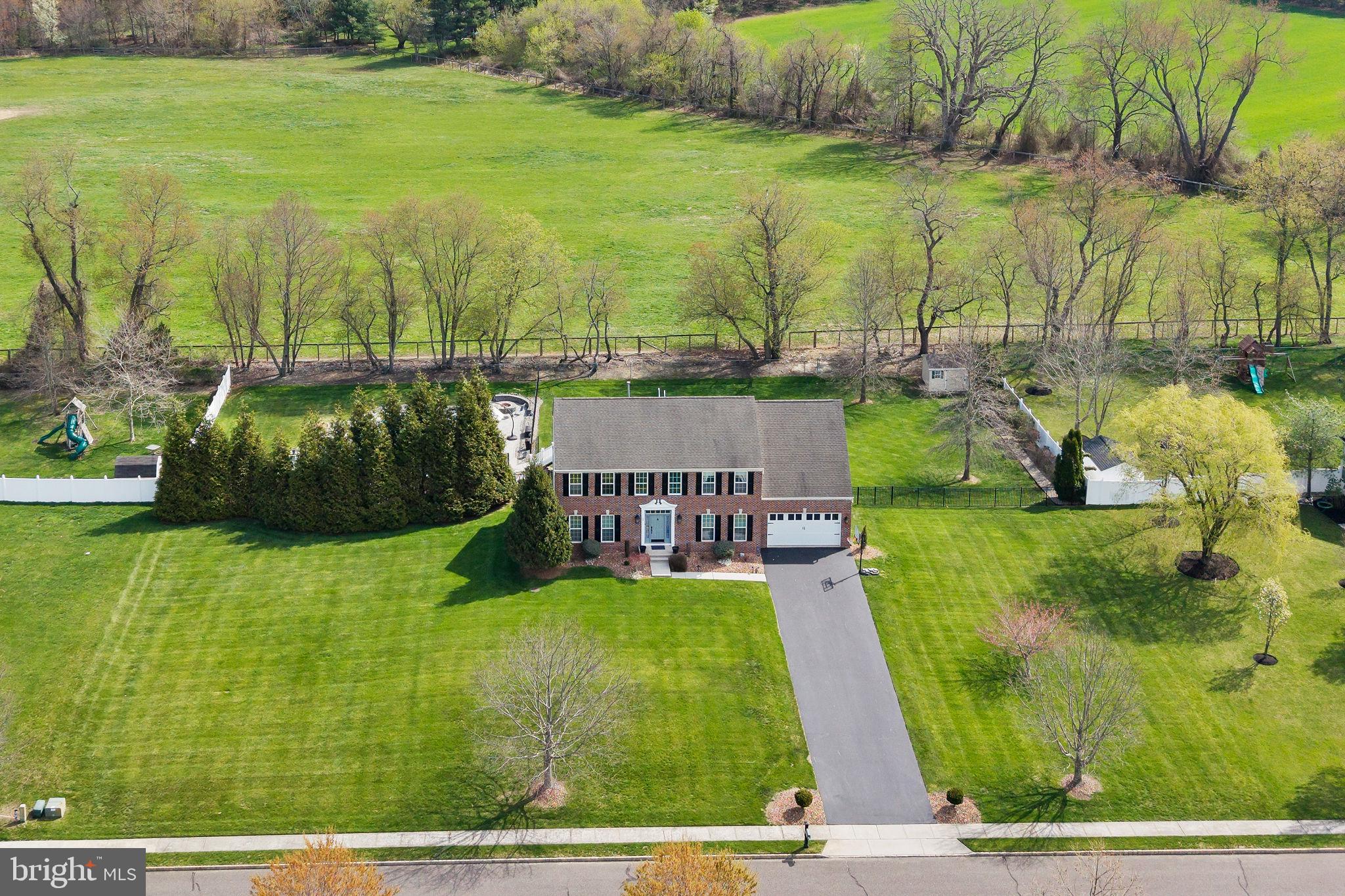 11 Nicholas Court Cream Ridge, NJ 08514 - Photo 6 of 67 Charming home on lush green grounds.