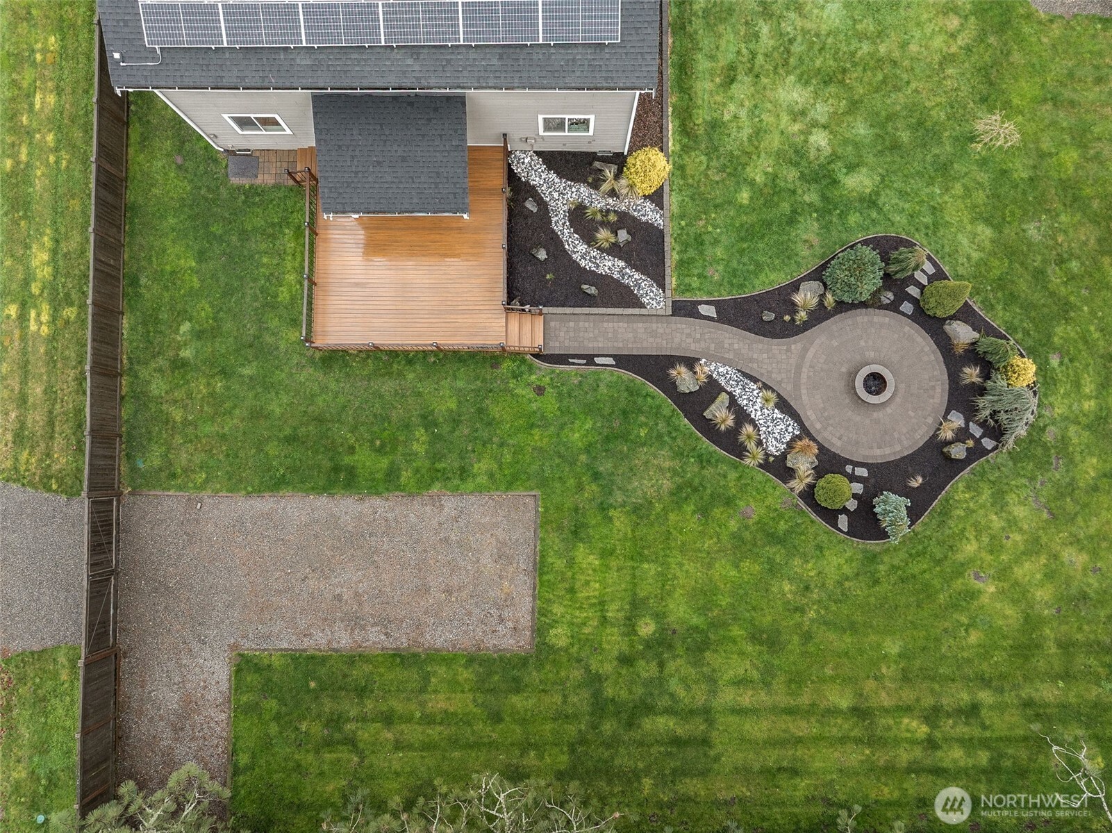 101 Murphy Lane South Rainier, WA 98576 - Photo 31 of 40 an aerial view of a house with backyard and garden