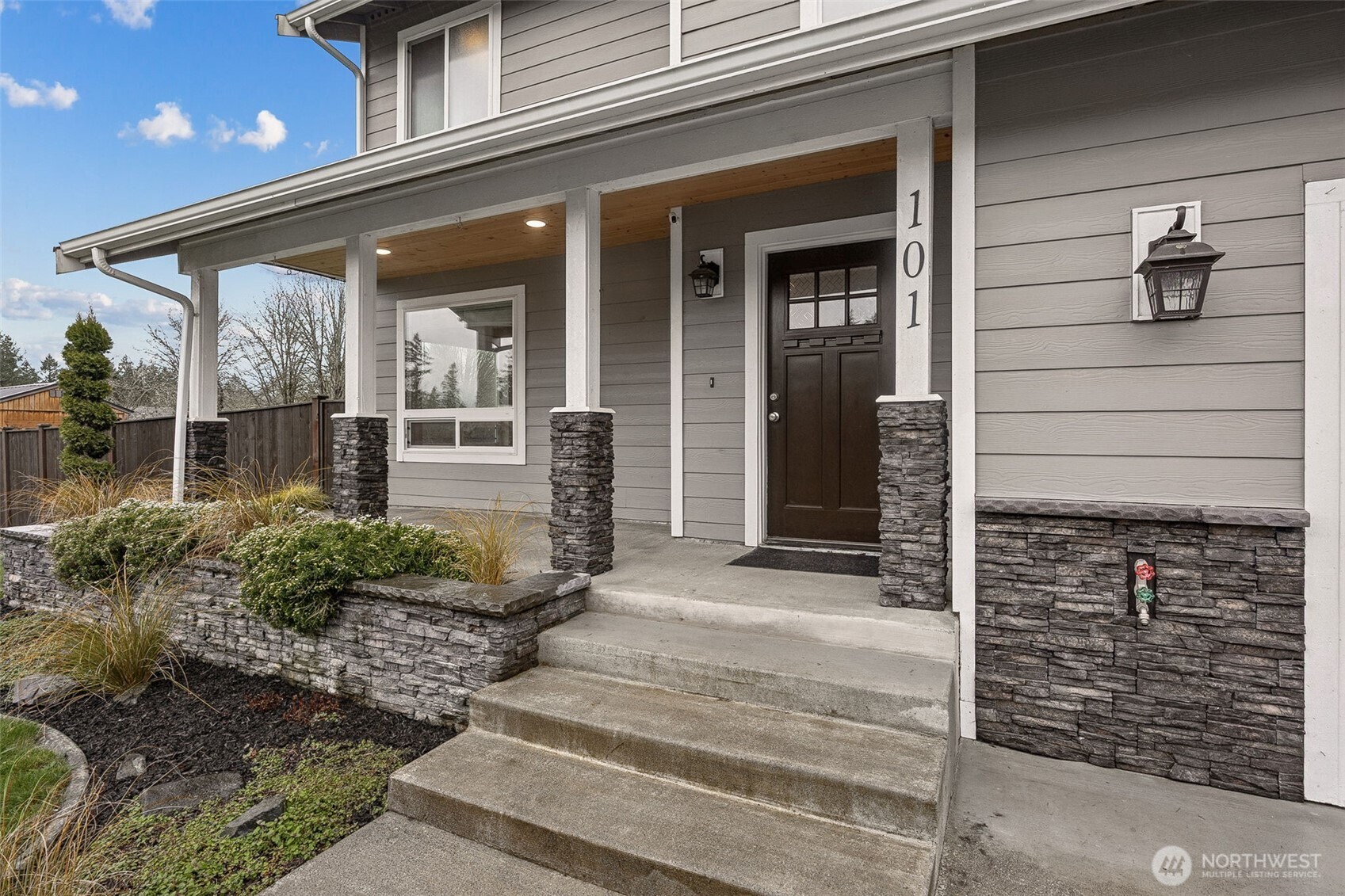 101 Murphy Lane South Rainier, WA 98576 - Photo 40 of 40 a front view of a house with a porch