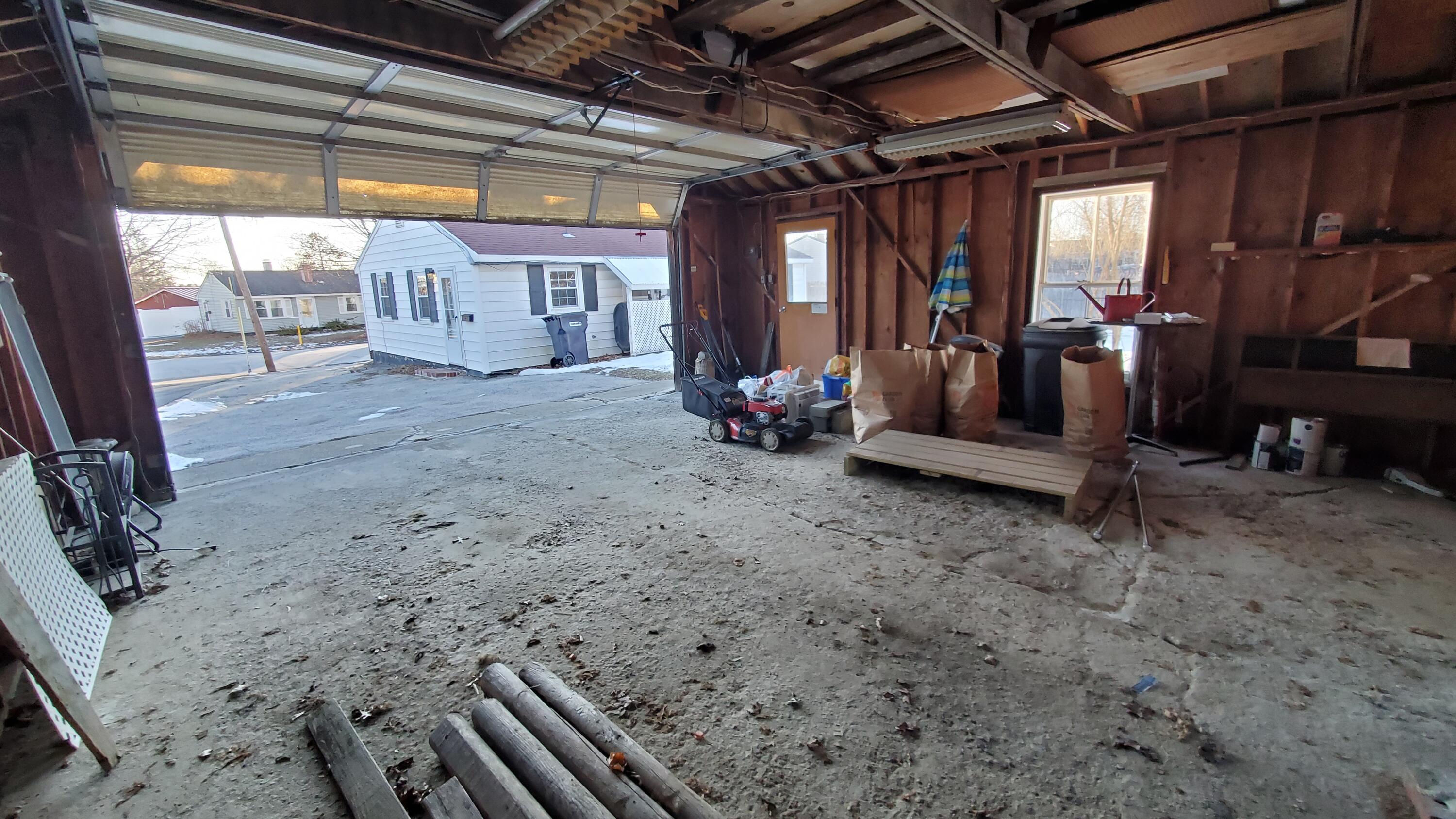 103 Thornton Road Bangor, ME 04401 - Photo 43 of 49 20240219_161826