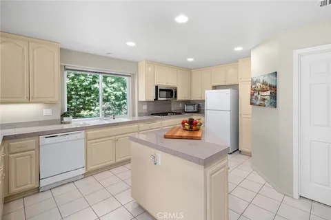 $999,000 | 595 Vardon Court, Nipomo, CA 93444