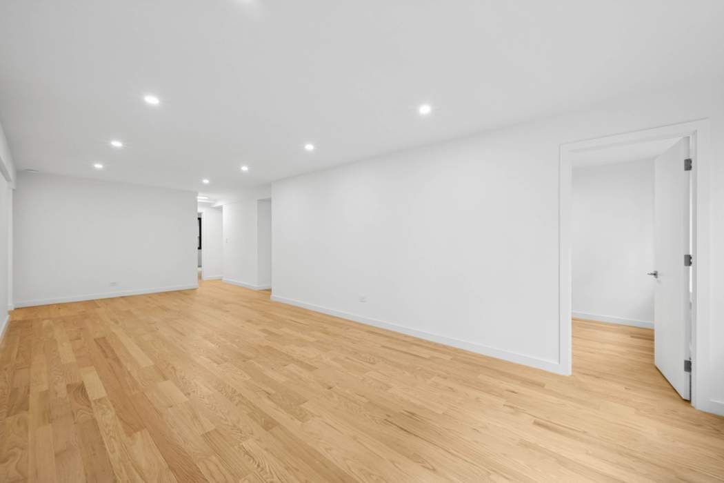 425 East 63rd Street, Unit W4H Manhattan, NY 10065 - Photo 8 of 12