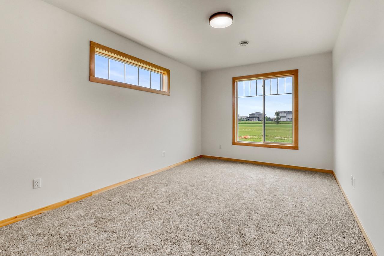 215 Emma Court Mapleton, ND 58059 - Photo 17 of 38