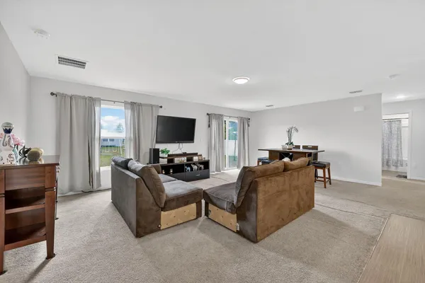 $2,900 | 644 Southwest Hoffenberg Avenue, Port St. Lucie, FL 34953