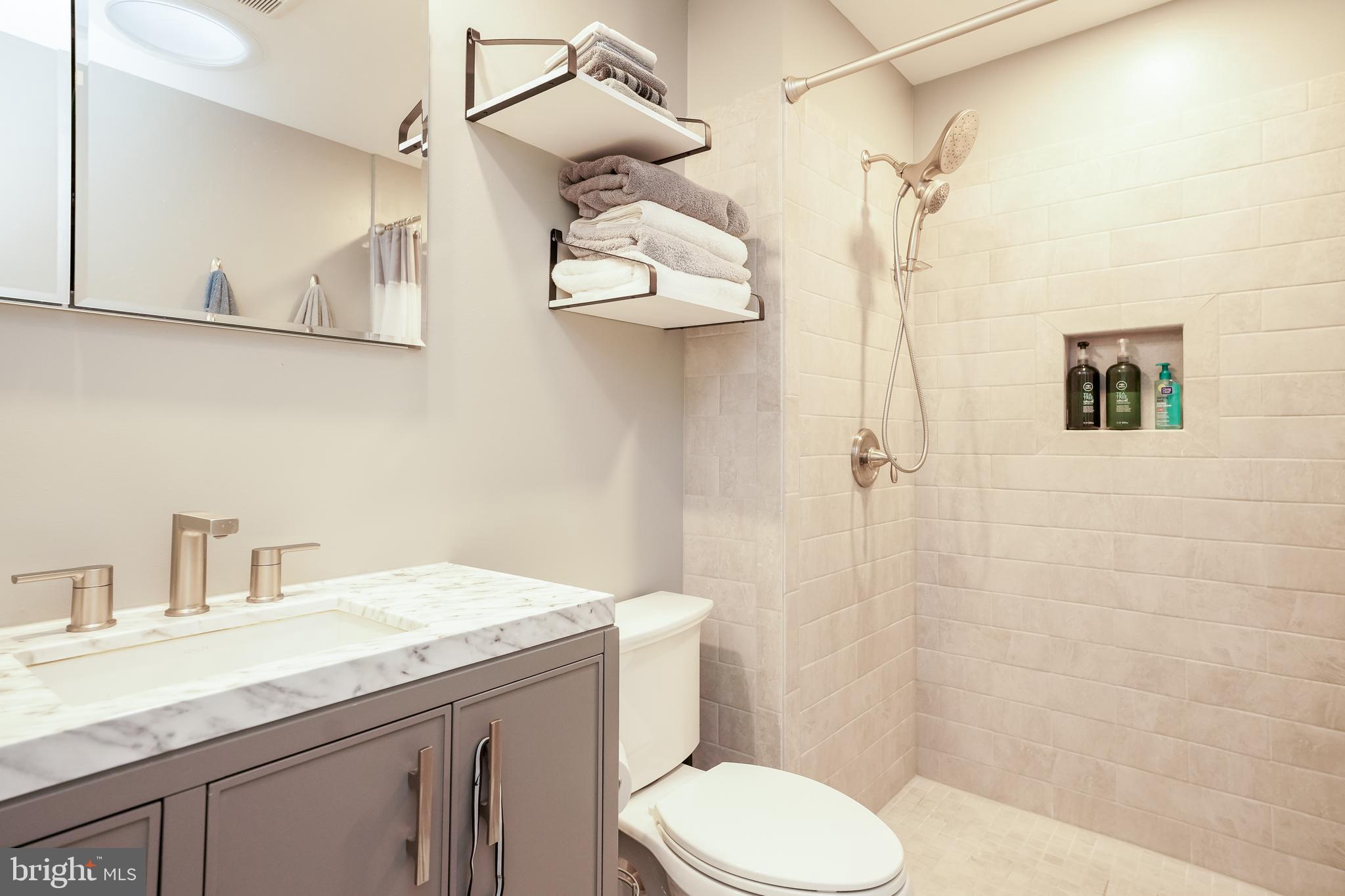 5432 Odell Road Beltsville, MD 20705 - Photo 12 of 26 Master Bathroom