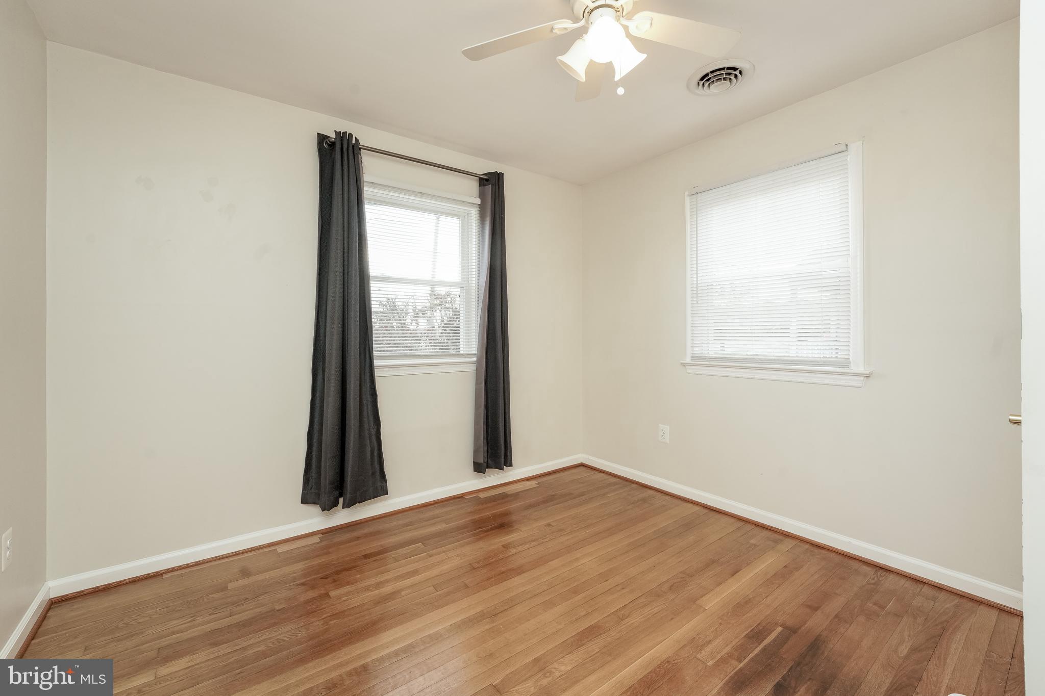 5432 Odell Road Beltsville, MD 20705 - Photo 18 of 26 Bedroom 3
