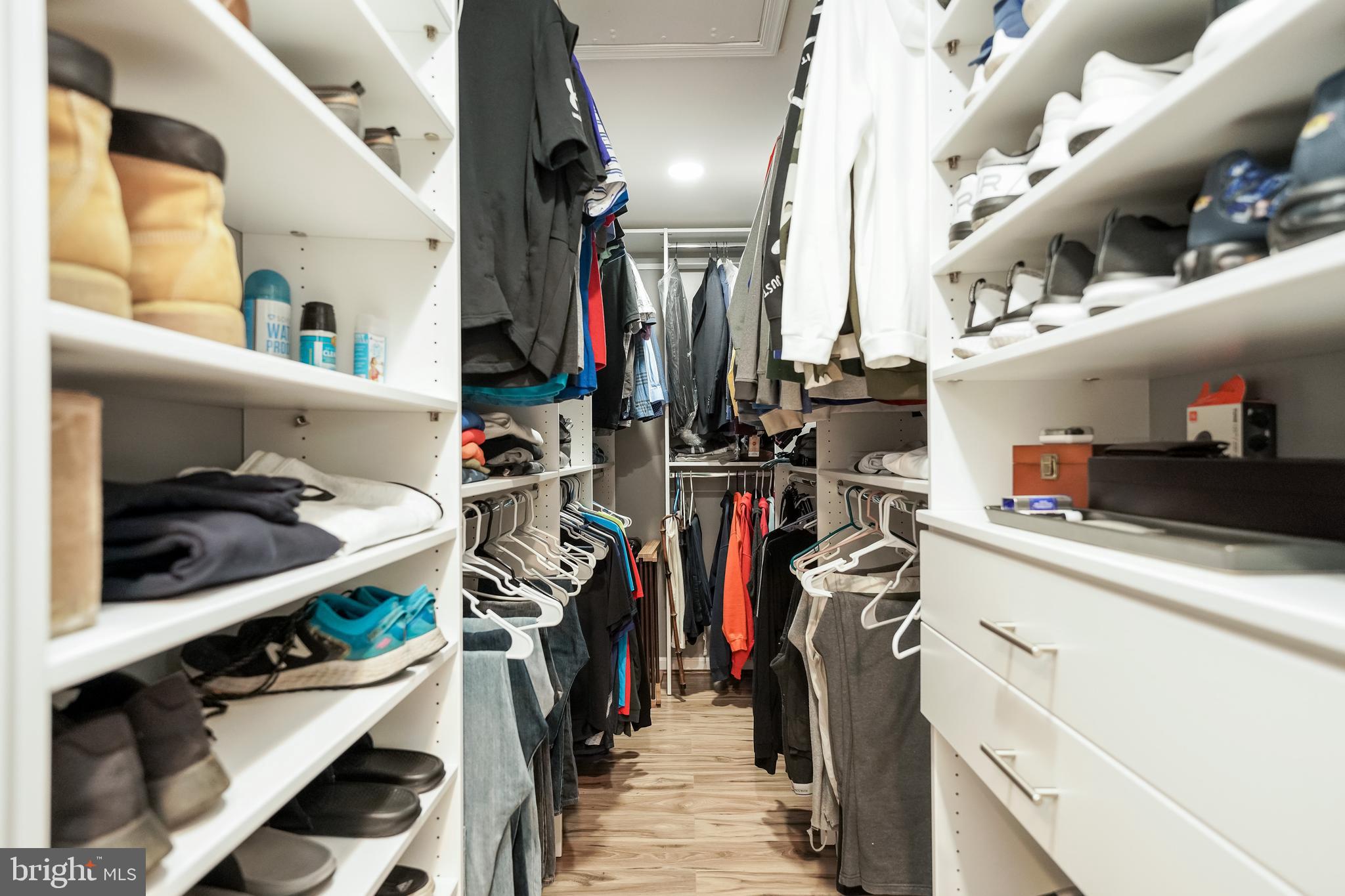 5432 Odell Road Beltsville, MD 20705 - Photo 10 of 26 Custom Closet