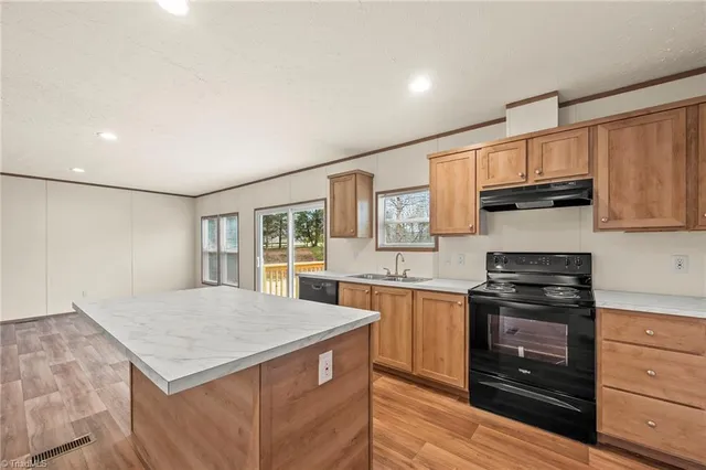 $289,000 | 268 Old Thomasville Road, Winston-Salem, NC 27107