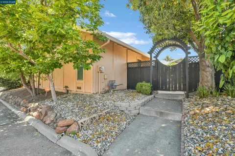 $749,000 | 1808 Las Ramblas Drive, Concord, CA 94521