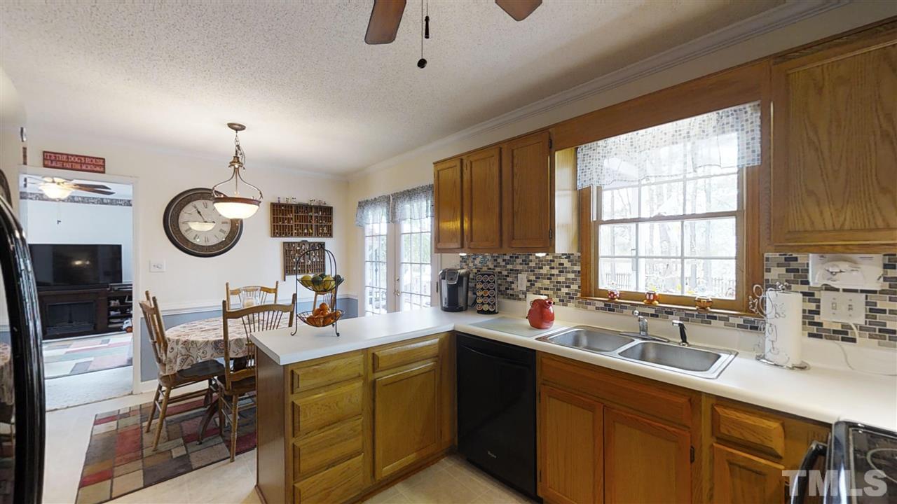 3313 Beech Bluff Lane Raleigh, NC 27616 - Photo 11 of 25