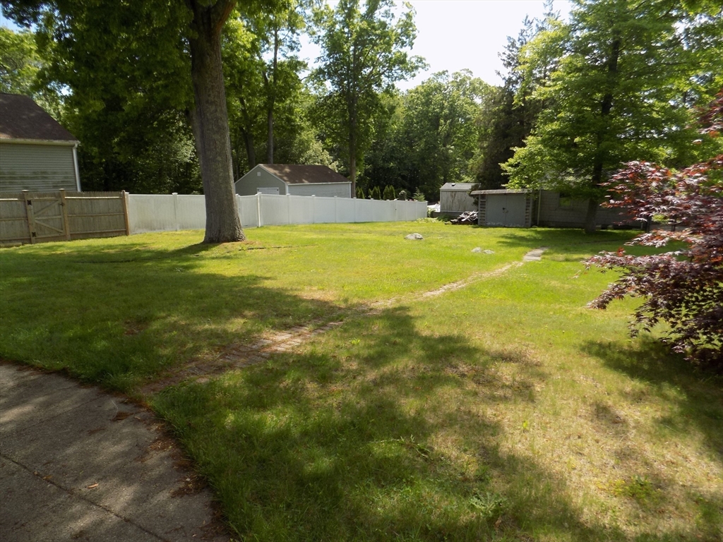 266 Alden Road Fairhaven, MA 02719 - Photo 35 of 38